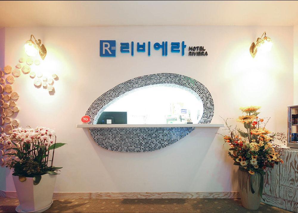 Riviera Motel Goyang Exterior foto